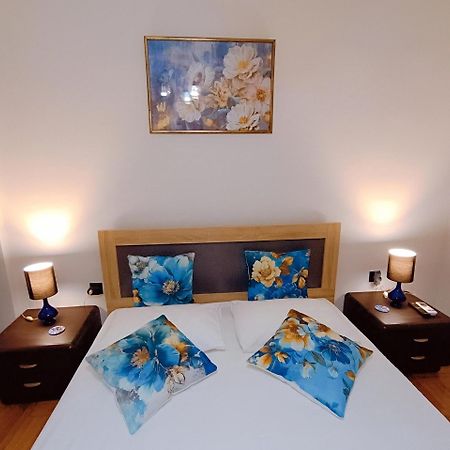 Cozy Apartment In Atene Esterno foto
