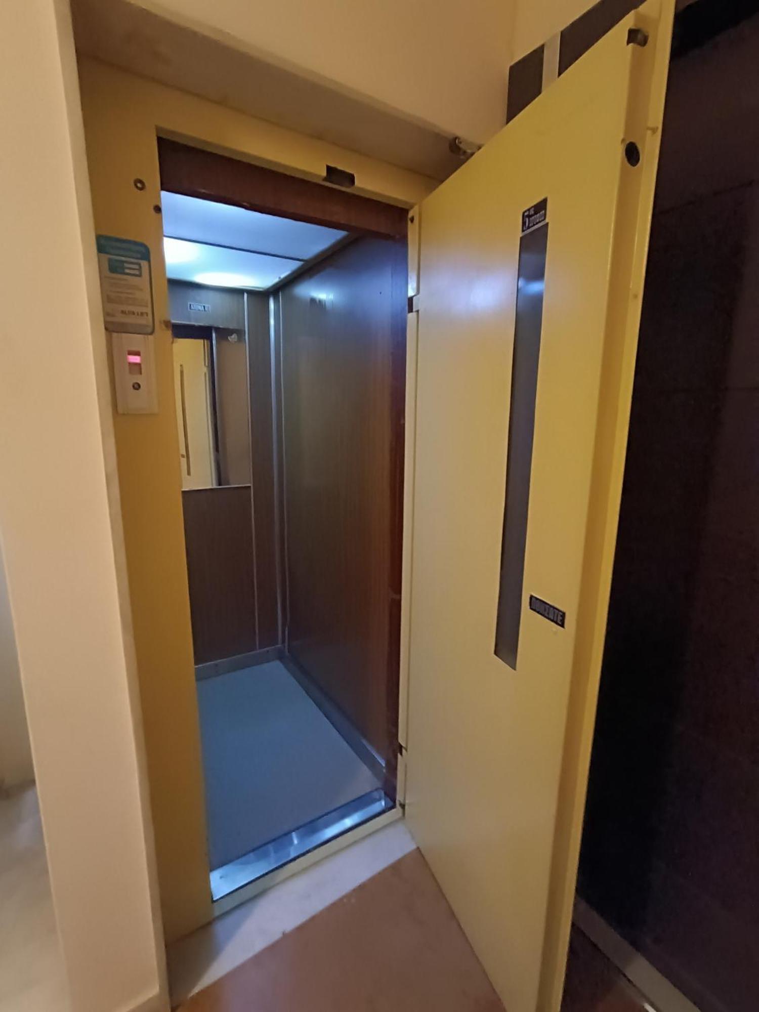 Cozy Apartment In Atene Esterno foto